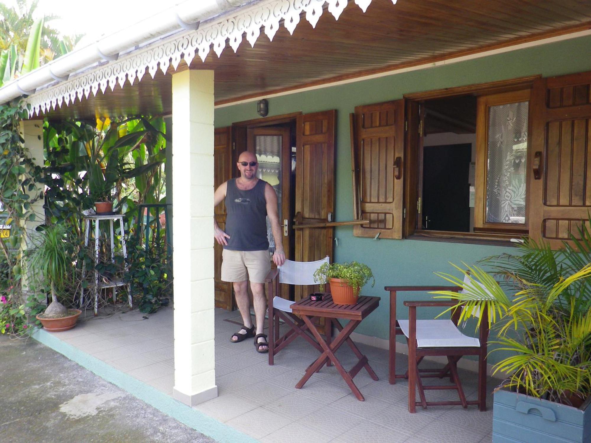 Bed and Breakfast Chez Mamie Les Avirons Zimmer foto